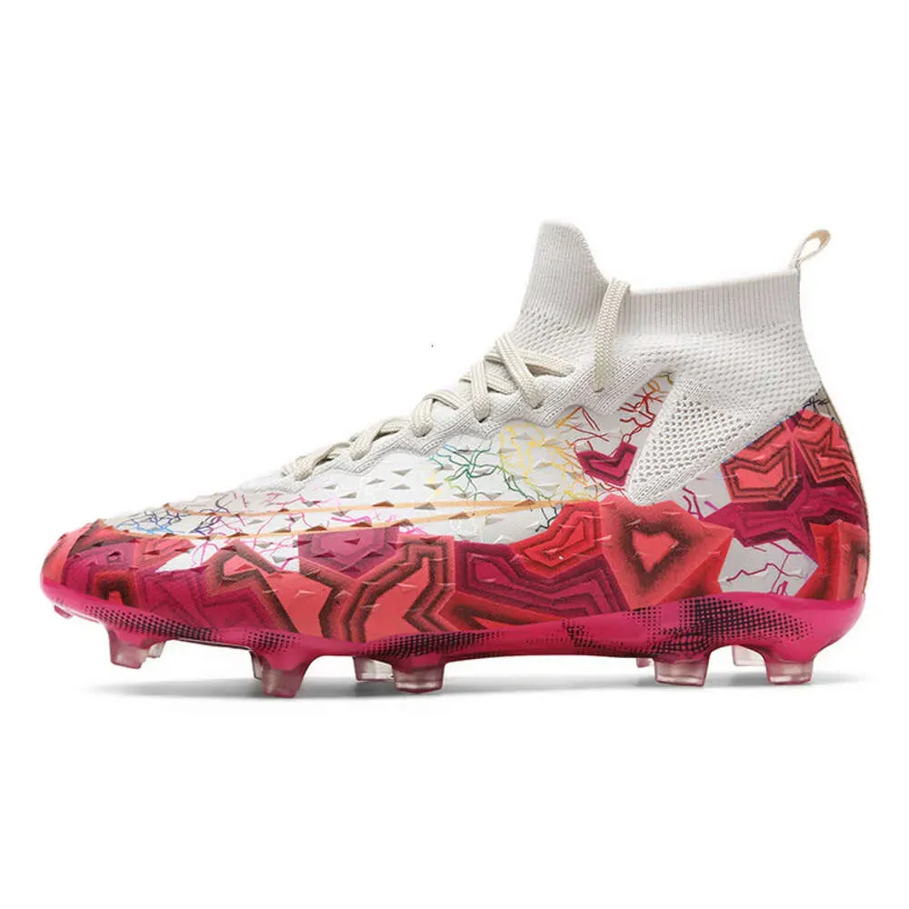 in help fashion Spike football shoes
