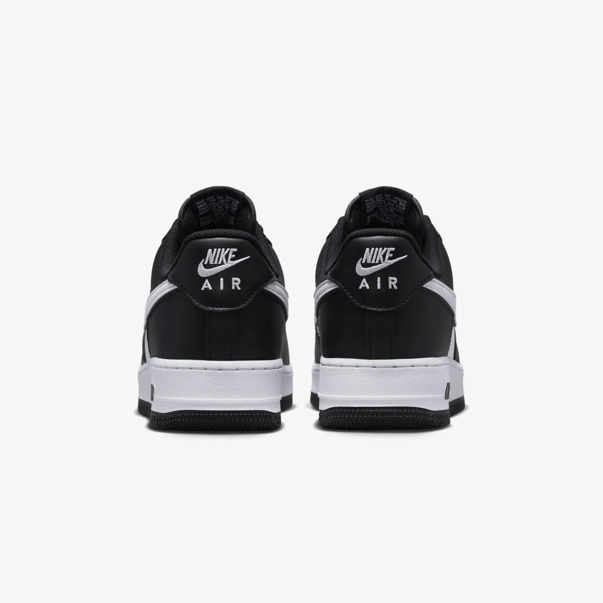 Nike | AIR FORCE 1 '07 { BLACK/WHITE